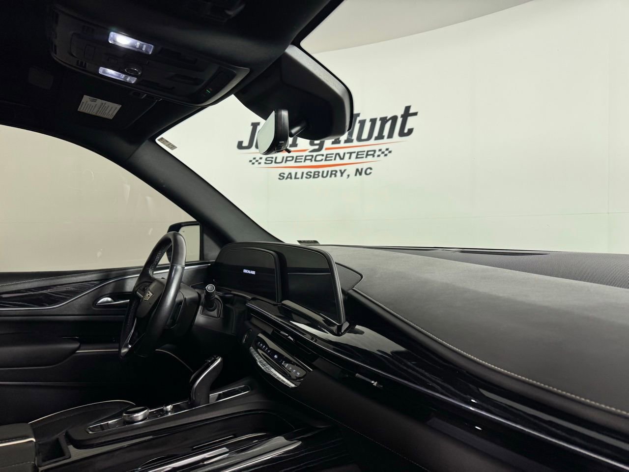 Used 2021 Cadillac Escalade Sport w/ LPO, ONYX Package RWD image 36