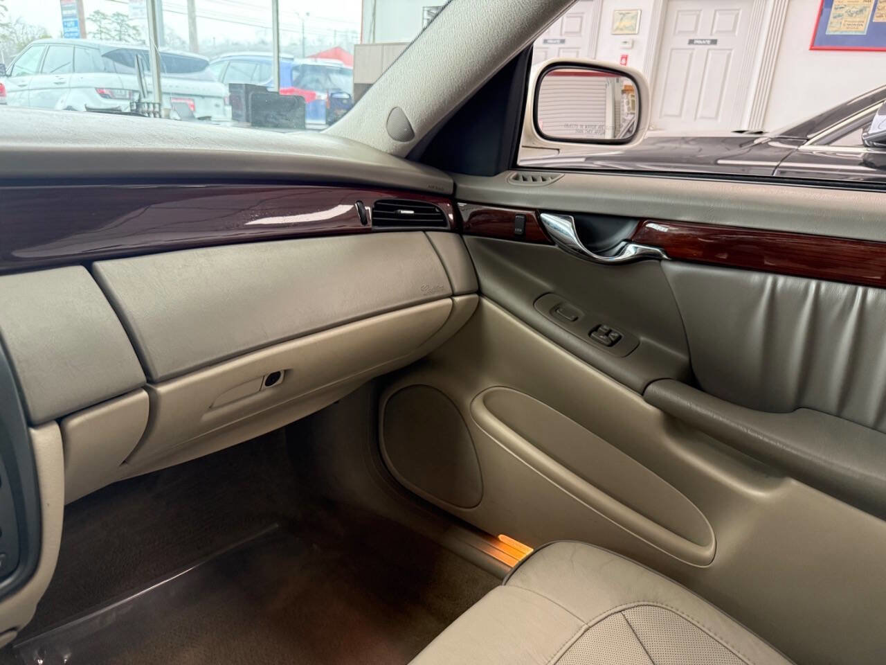 Used 2005 Cadillac De Ville w/ Limited Edition Package image 14