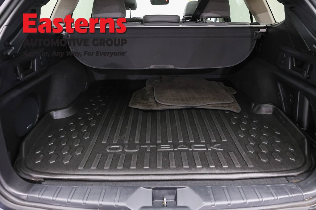 Used 2023 Subaru Outback Limited AWD/4WD image 9