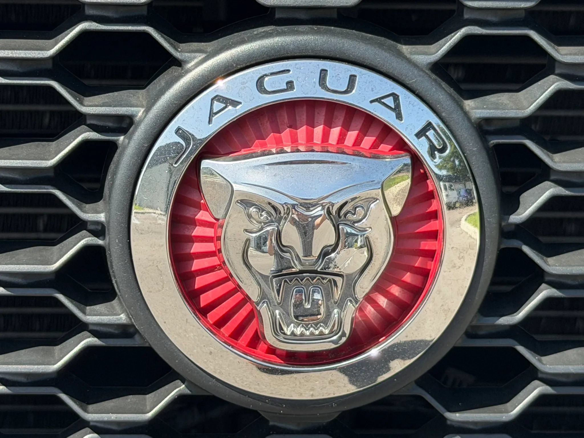 Used 2020 Jaguar F-PACE R-Sport AWD/4WD image 39
