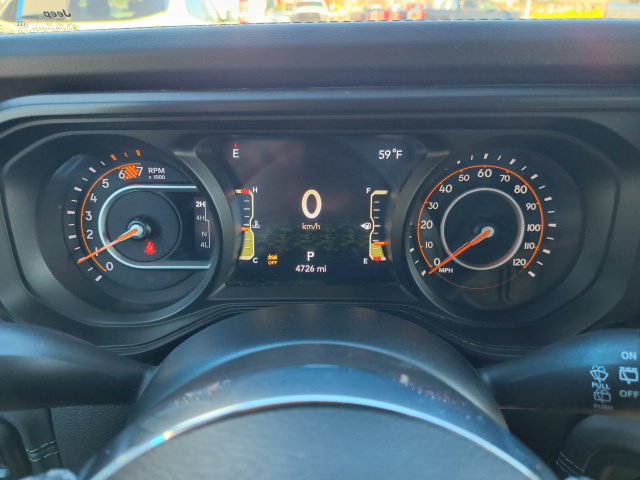 Used 2025 Jeep Wrangler Unlimited Sahara AWD/4WD image 23