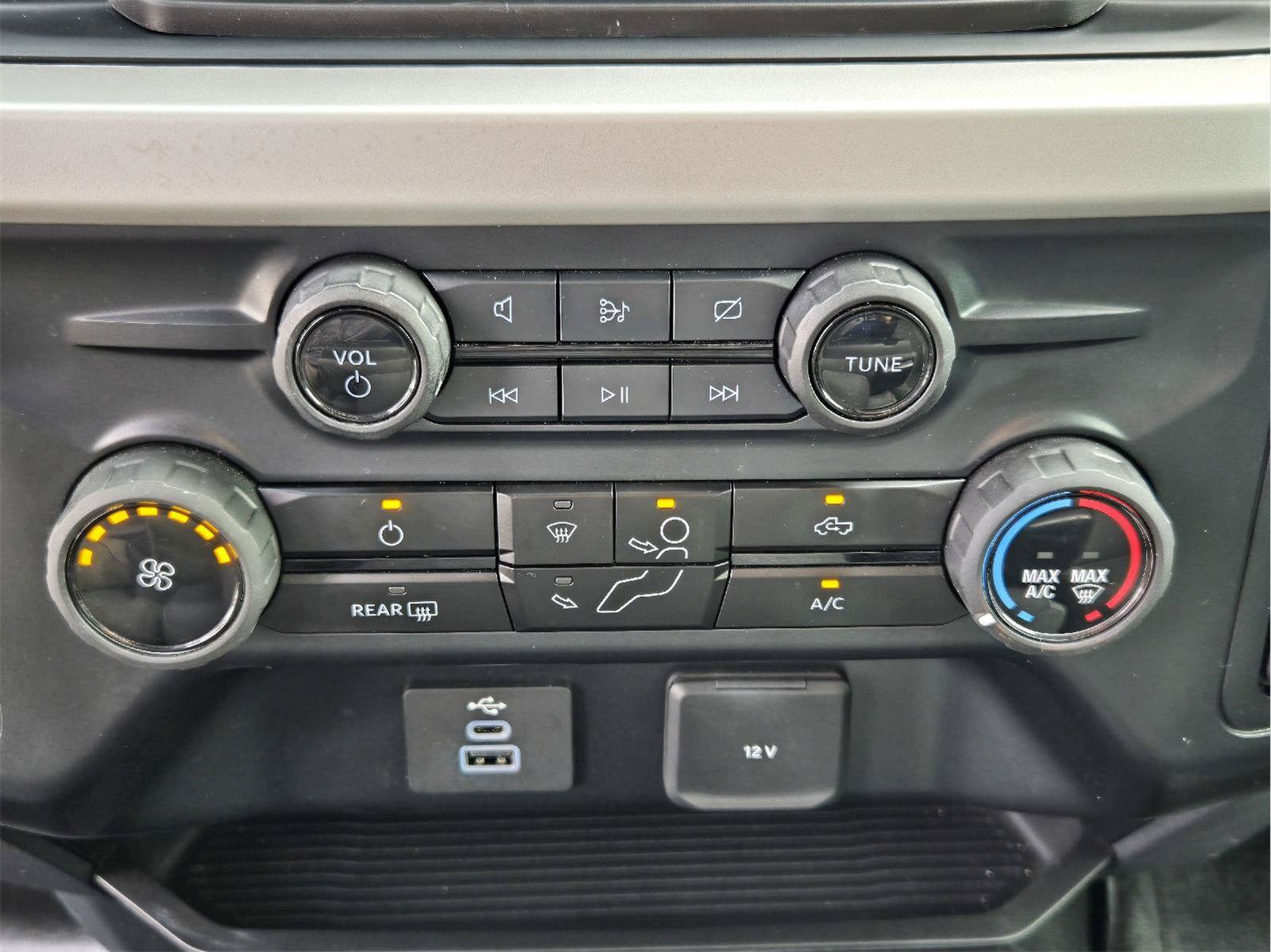 Used 2024 Ford F250 XL w/ STX Appearance Package AWD/4WD image 18