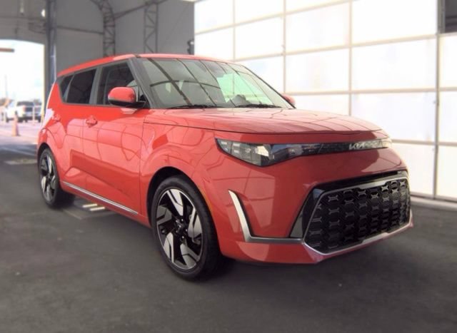 Certified 2024 Kia Soul GT-Line FWD image 3