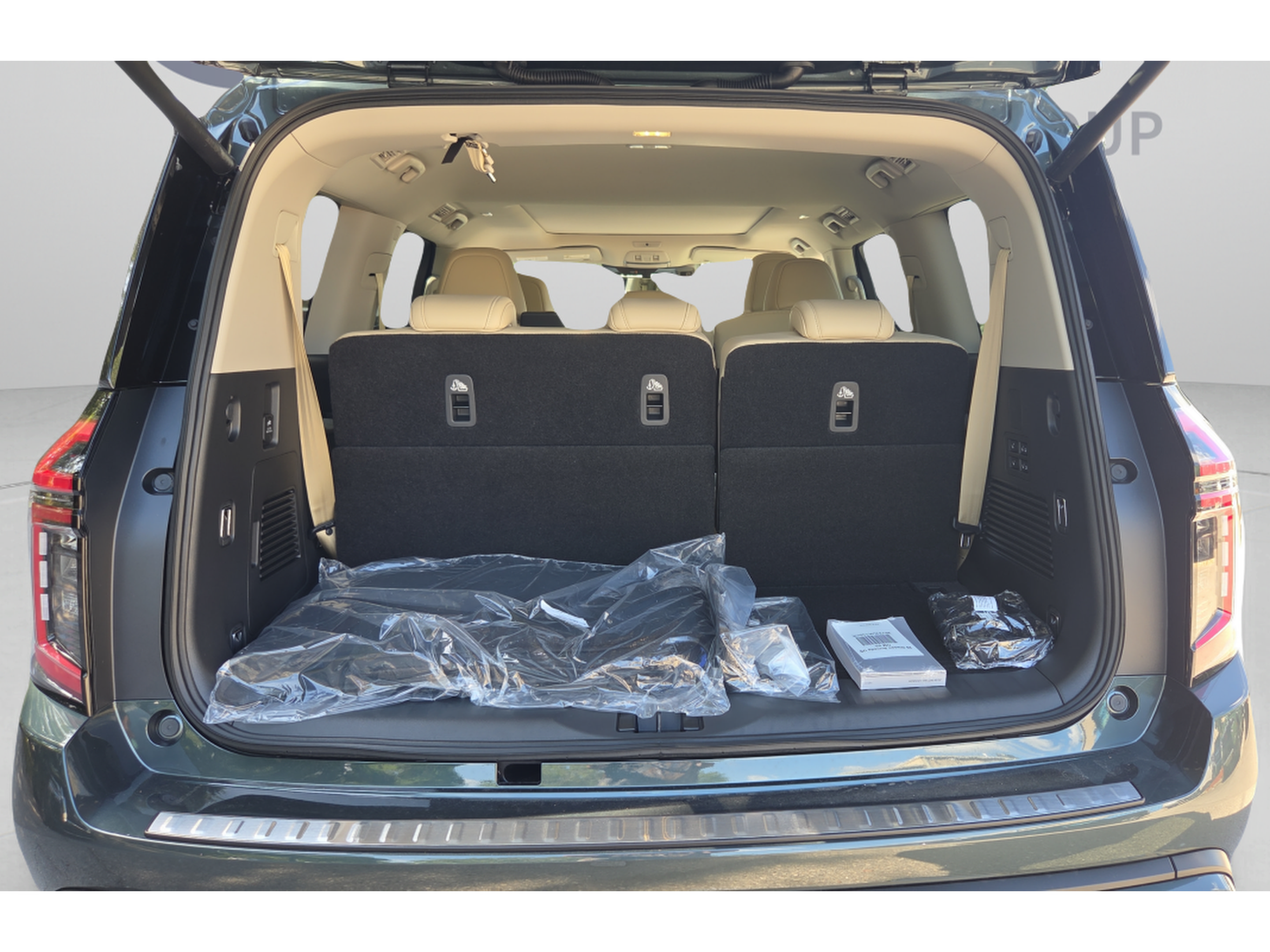 New 2026 Nissan Armada Platinum AWD/4WD image 14