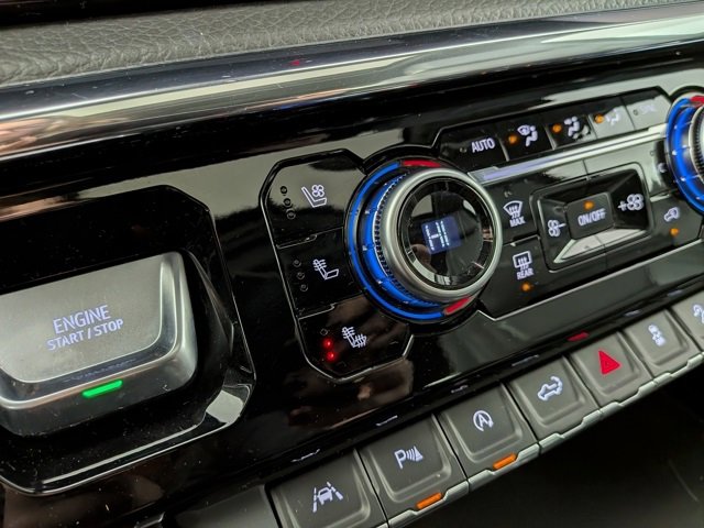 Used 2024 GMC Sierra 1500 Denali w/ Denali Reserve Package image 9