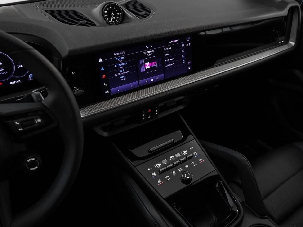 New 2025 Porsche Cayenne image 55