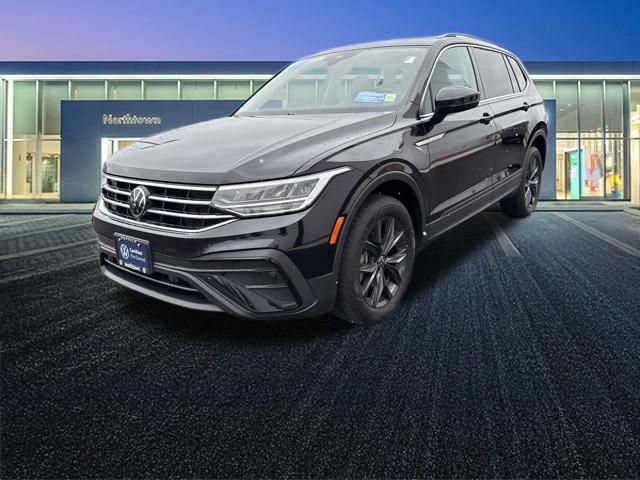 Used 2022 Volkswagen Tiguan SE image 8
