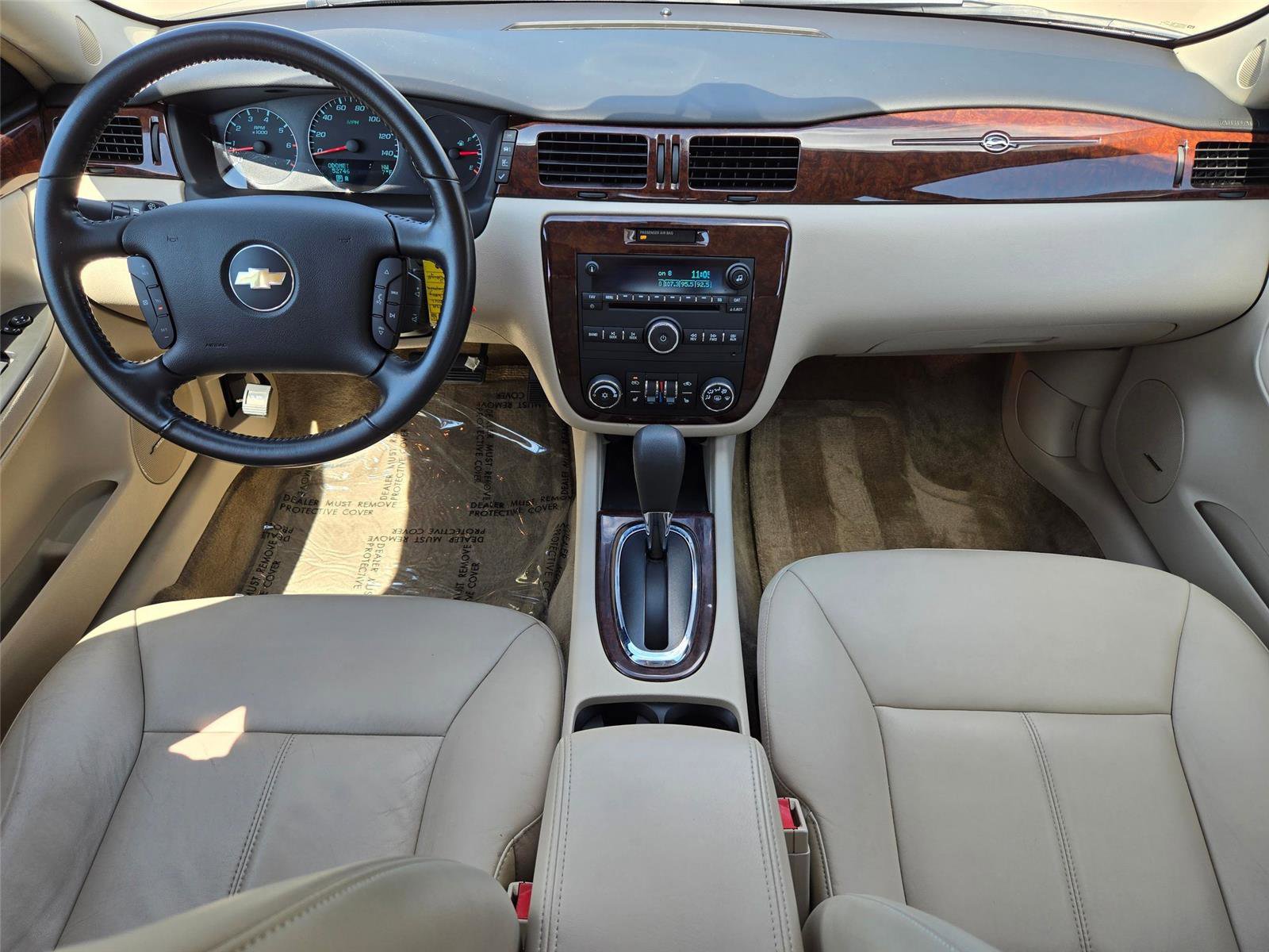 Used 2011 Chevrolet Impala LT w/ Luxury Edition Package FWD image 13