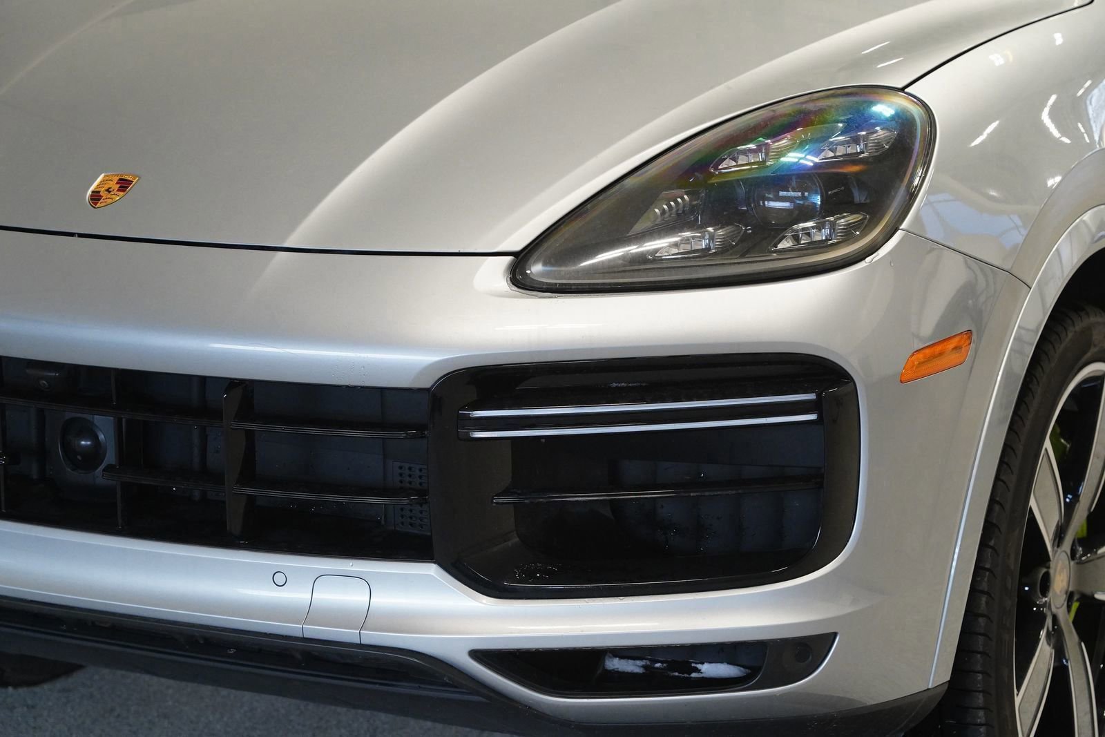 Used 2022 Porsche Cayenne Turbo S image 7
