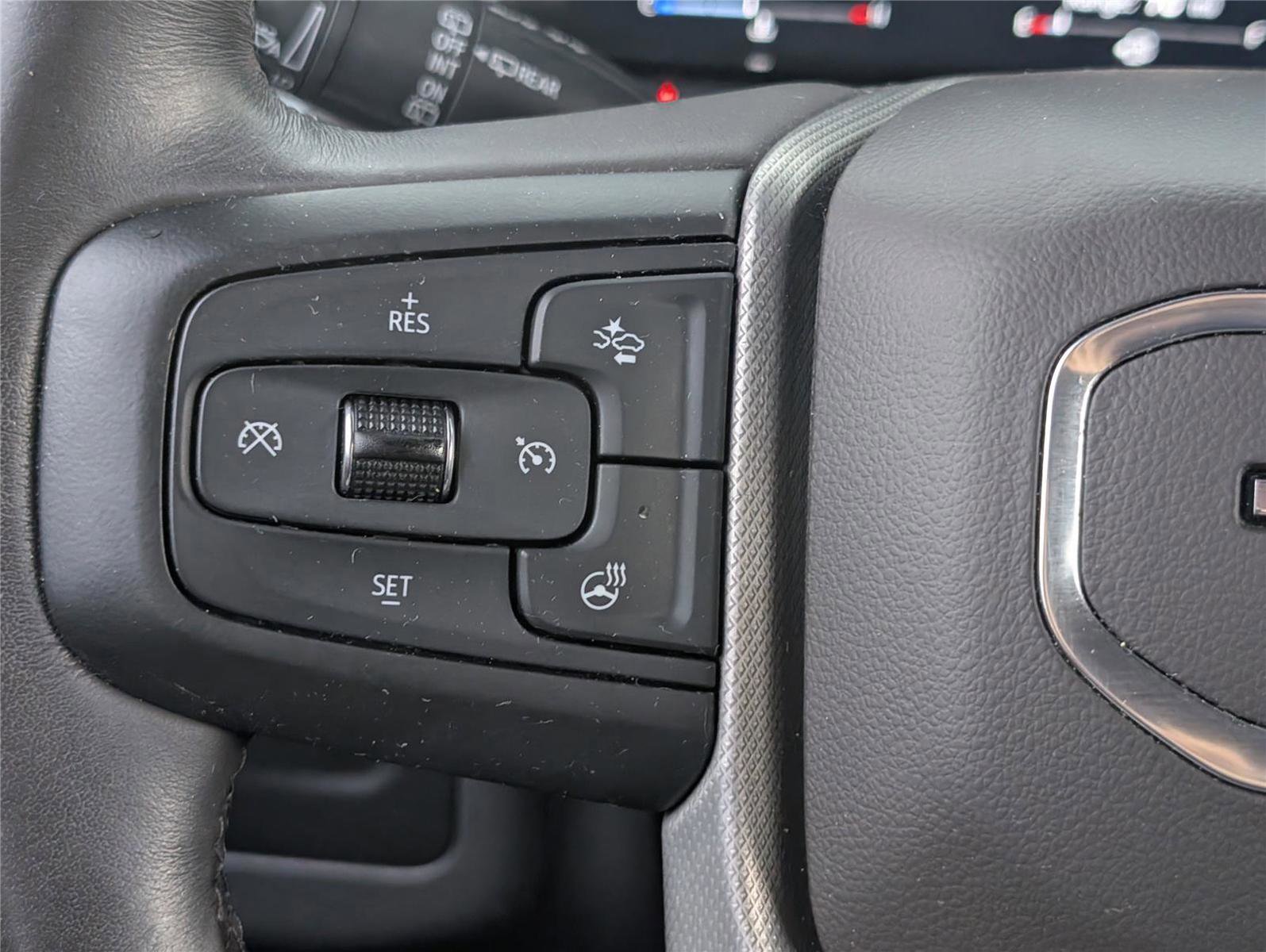 Used 2022 GMC Yukon Denali AWD/4WD image 29