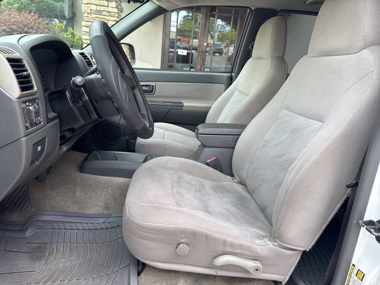 Used 2005 Chevrolet Colorado LS w/ Safe And Sound Package RWD image 8