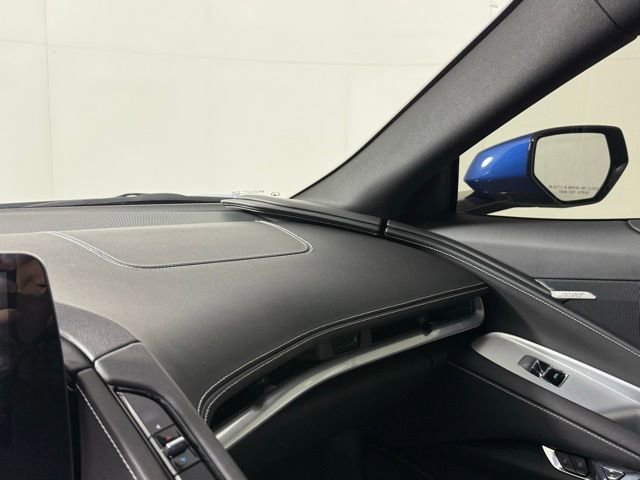 Used 2023 Chevrolet Corvette Stingray Coupe image 14