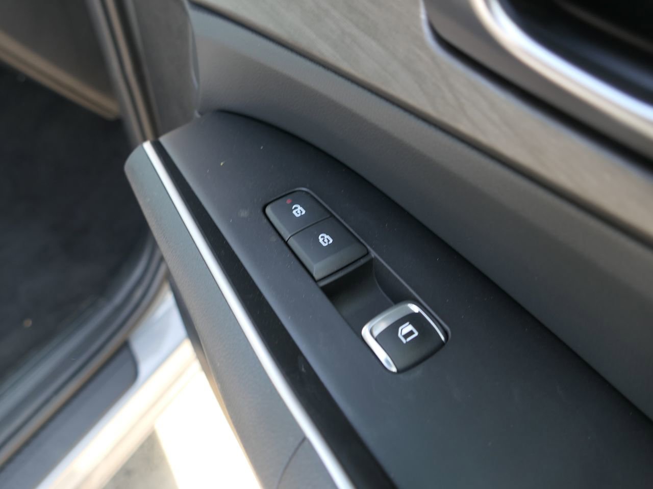 New 2026 Kia Sorento X-Line EX image 26