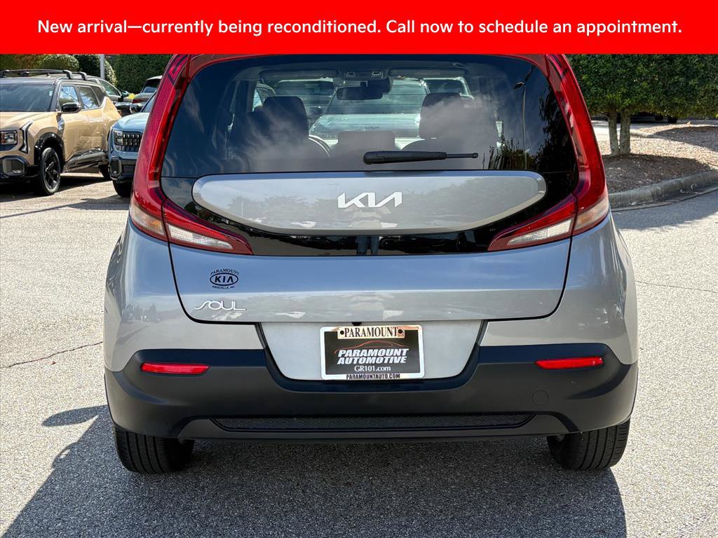 Certified 2022 Kia Soul LX w/ Technology Package FWD image 5