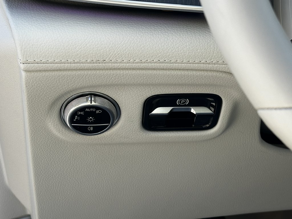 Certified 2023 Mercedes-Benz EQS 450+ SUV image 34