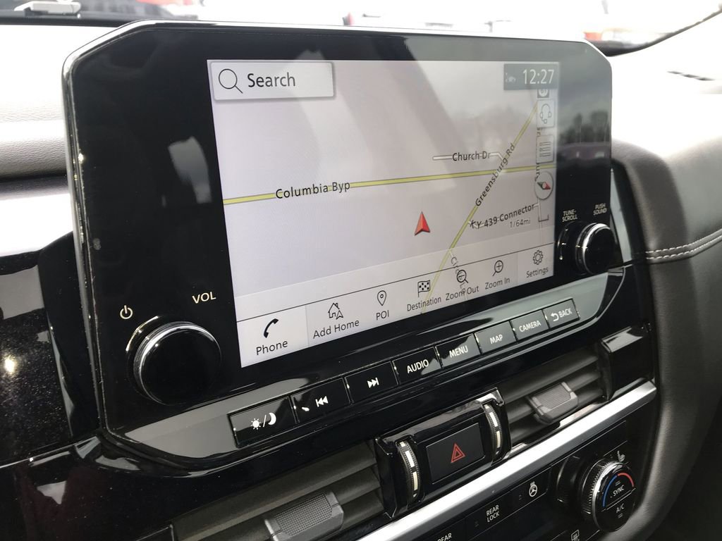 Used 2024 Nissan Pathfinder Platinum FWD image 16