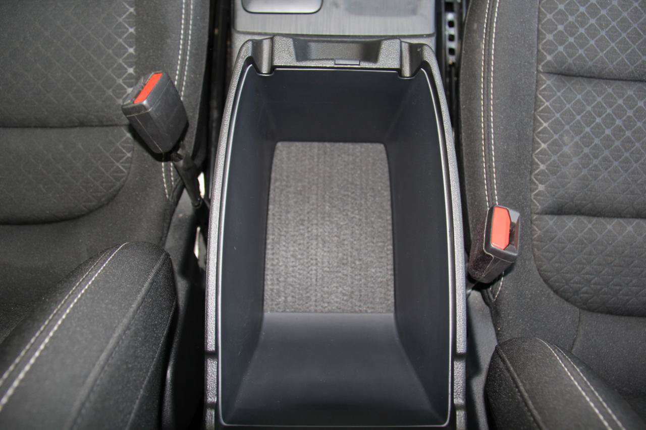 Used 2025 Ford Escape Active AWD/4WD image 19