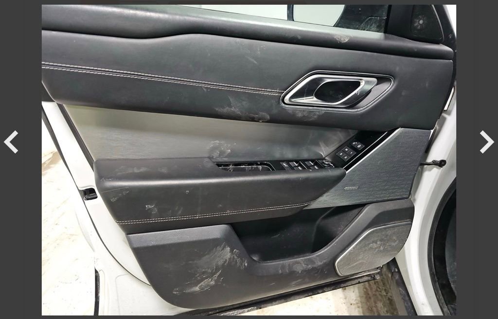 Used 2019 Land Rover Range Rover Velar R-Dynamic HSE image 7