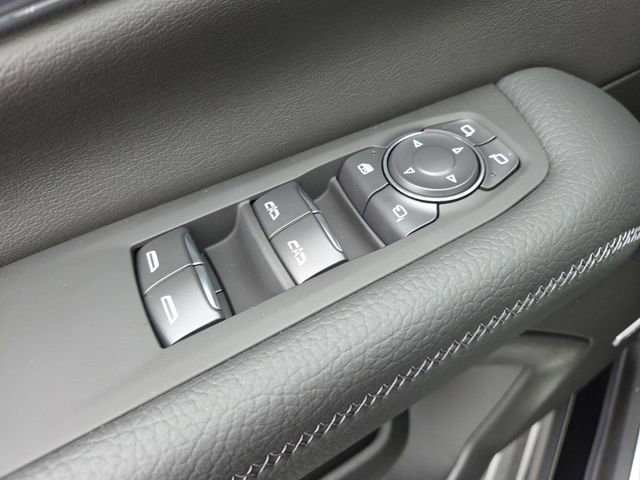 New 2026 GMC Yukon Denali w/ Advanced Technology Package AWD/4WD image 11