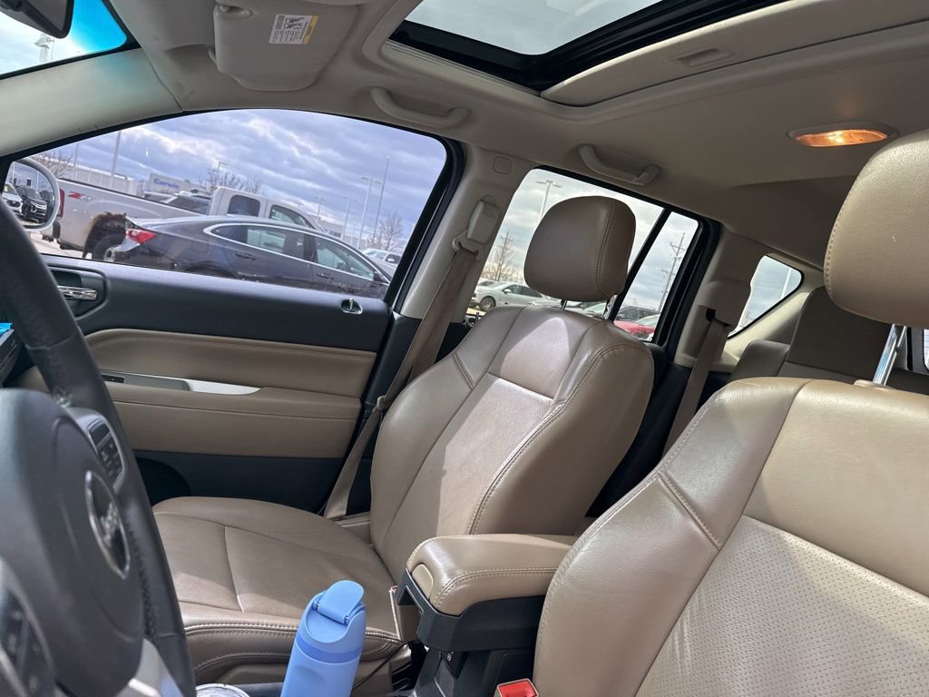 Used 2015 Jeep Compass Limited w/ Sun/Sound Group image 13