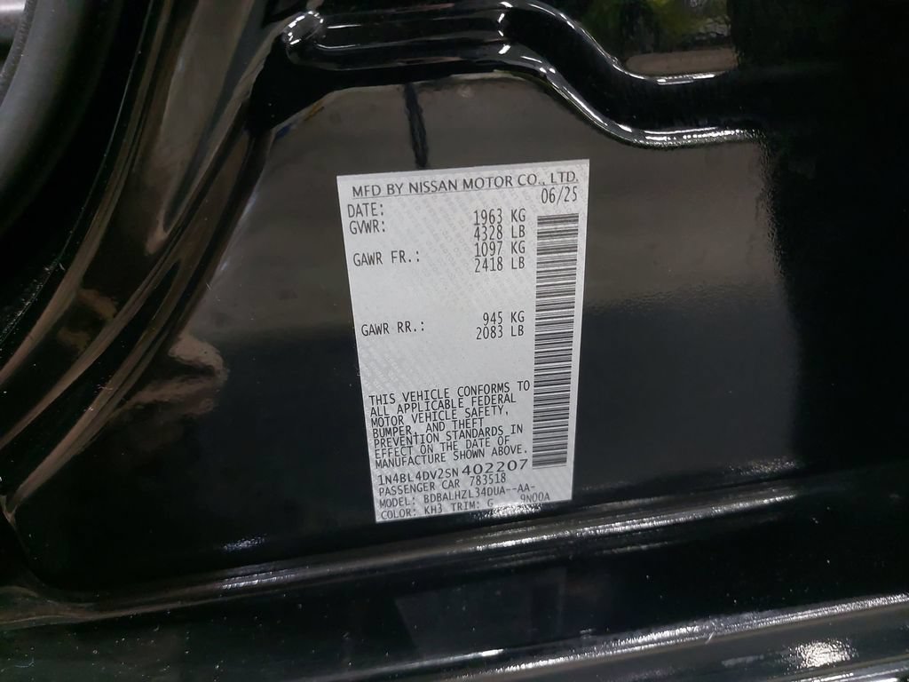 Certified 2025 Nissan Altima 2.5 SV FWD image 35