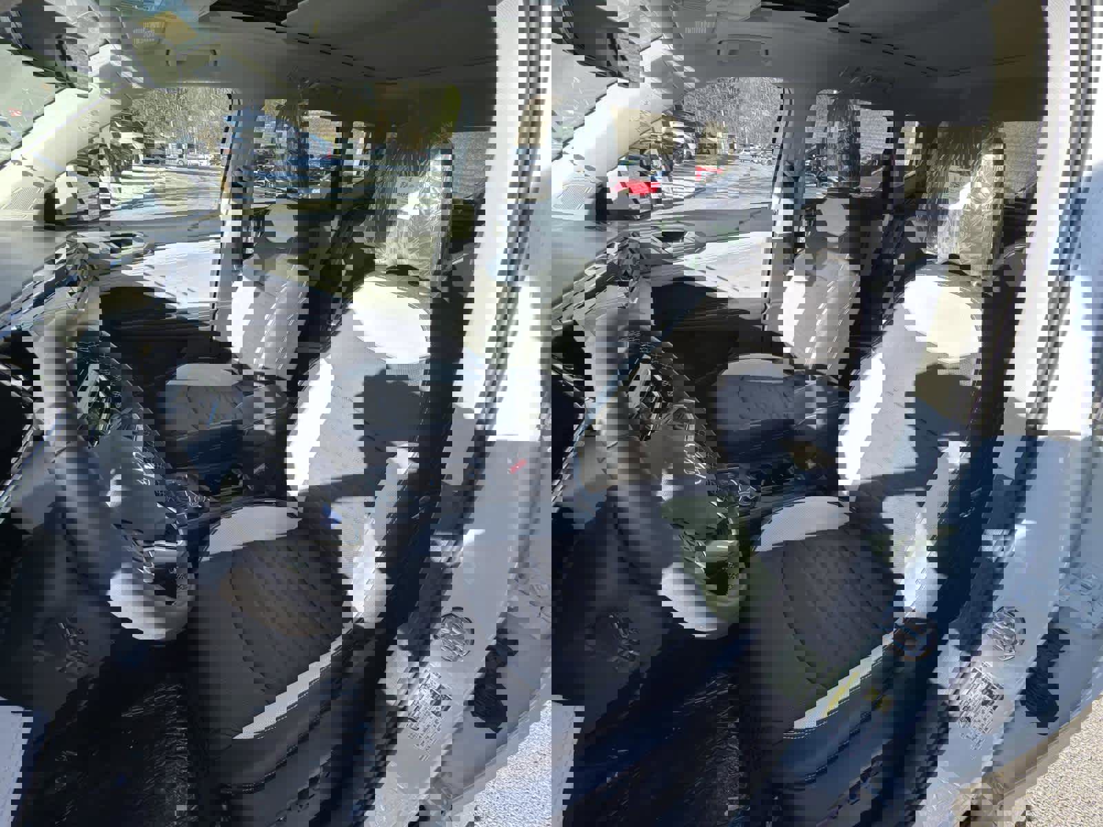 New 2026 Volkswagen Taos SEL image 18