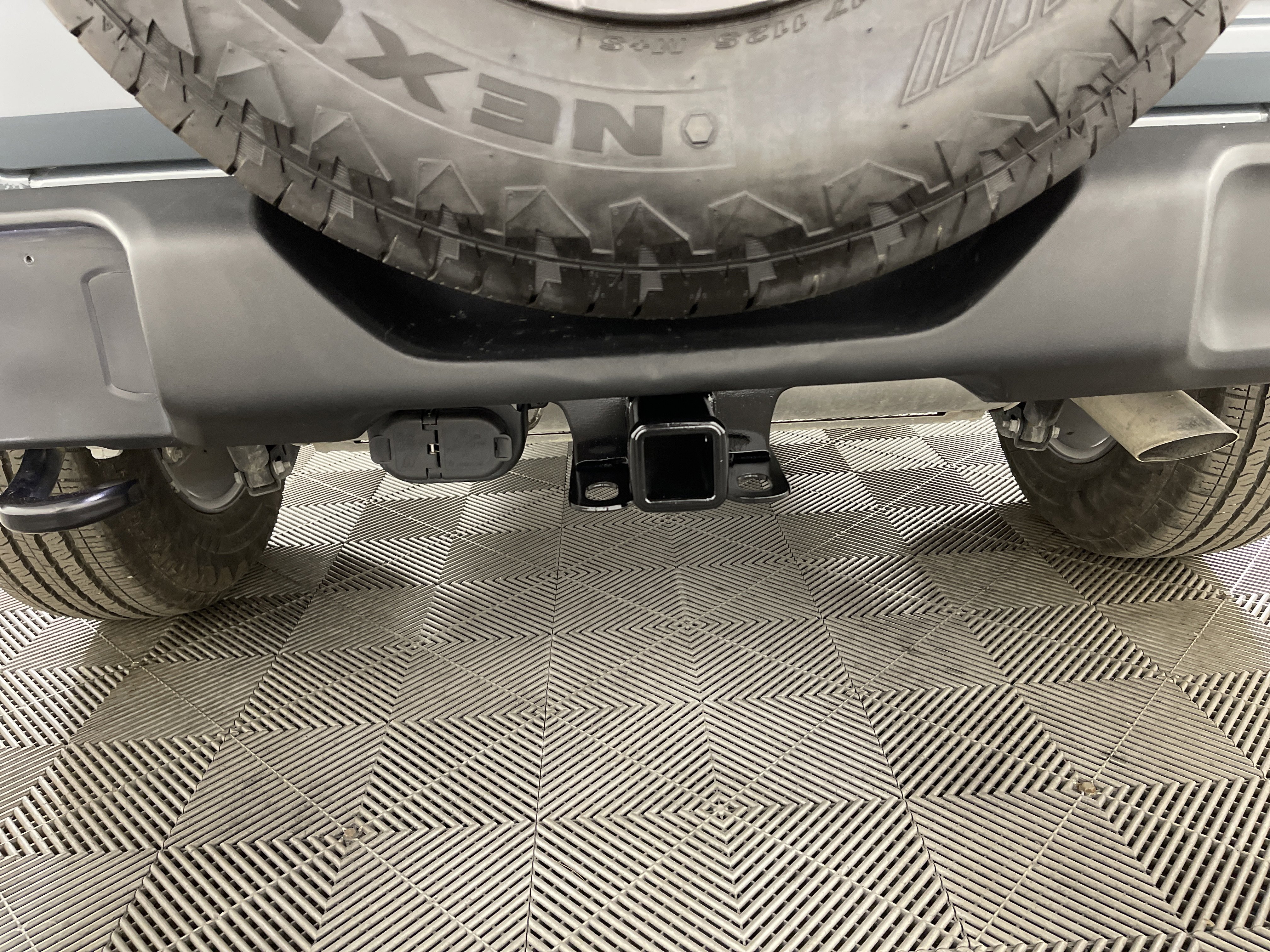 Used 2024 Jeep Wrangler Sport S image 6