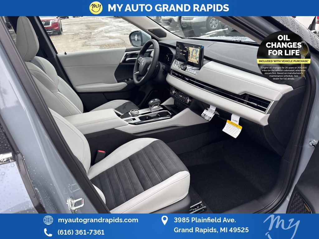 Used 2026 Mitsubishi Outlander SE AWD/4WD image 17