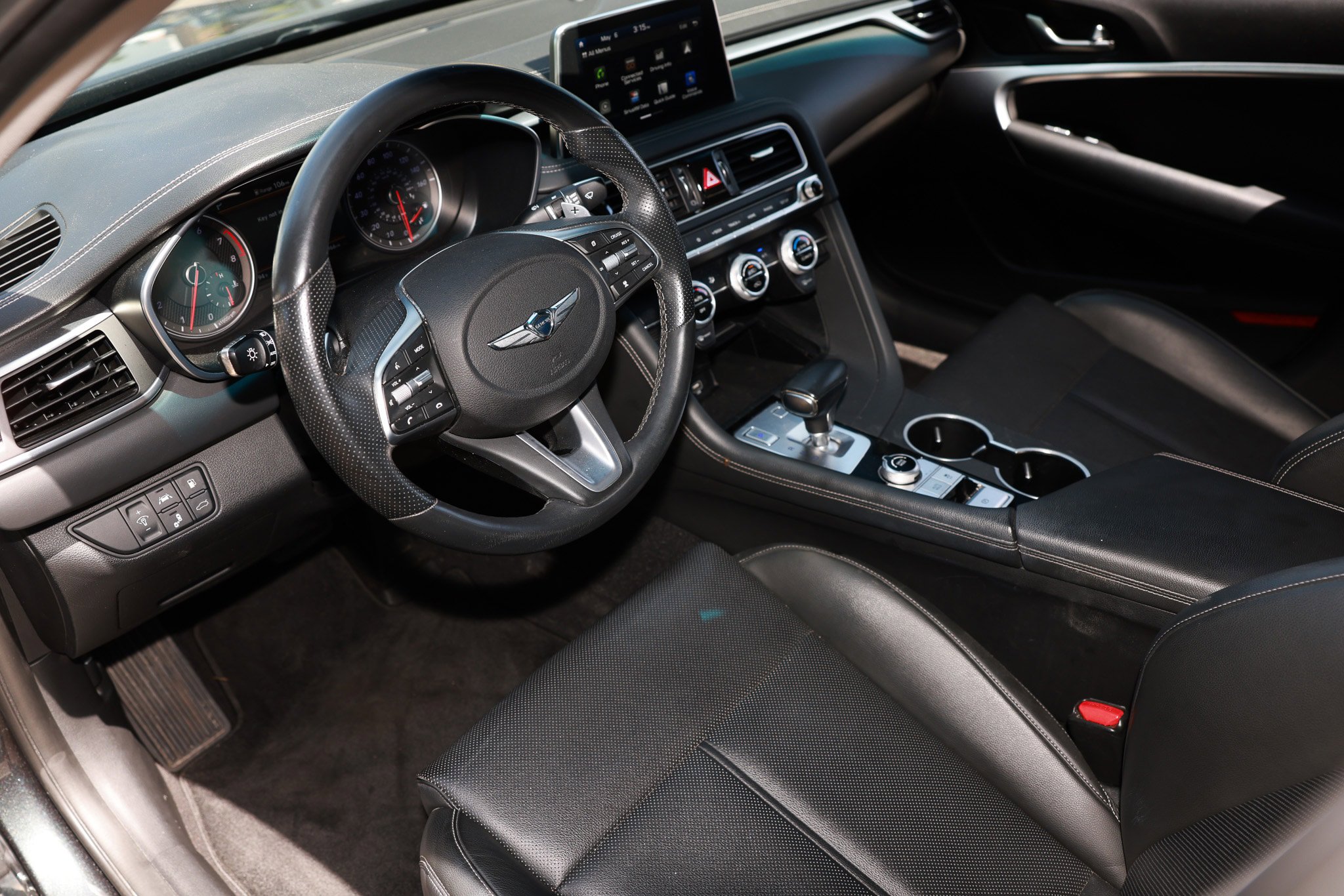 Used 2020 Genesis G70 2.0T RWD image 6