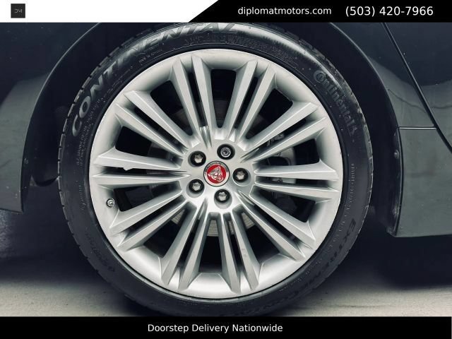 Used 2015 Jaguar XJ L Portfolio AWD/4WD image 48