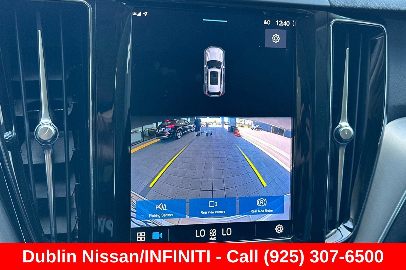Used 2023 Volvo XC60 B5 Core w/ Protection Package Premier FWD image 27
