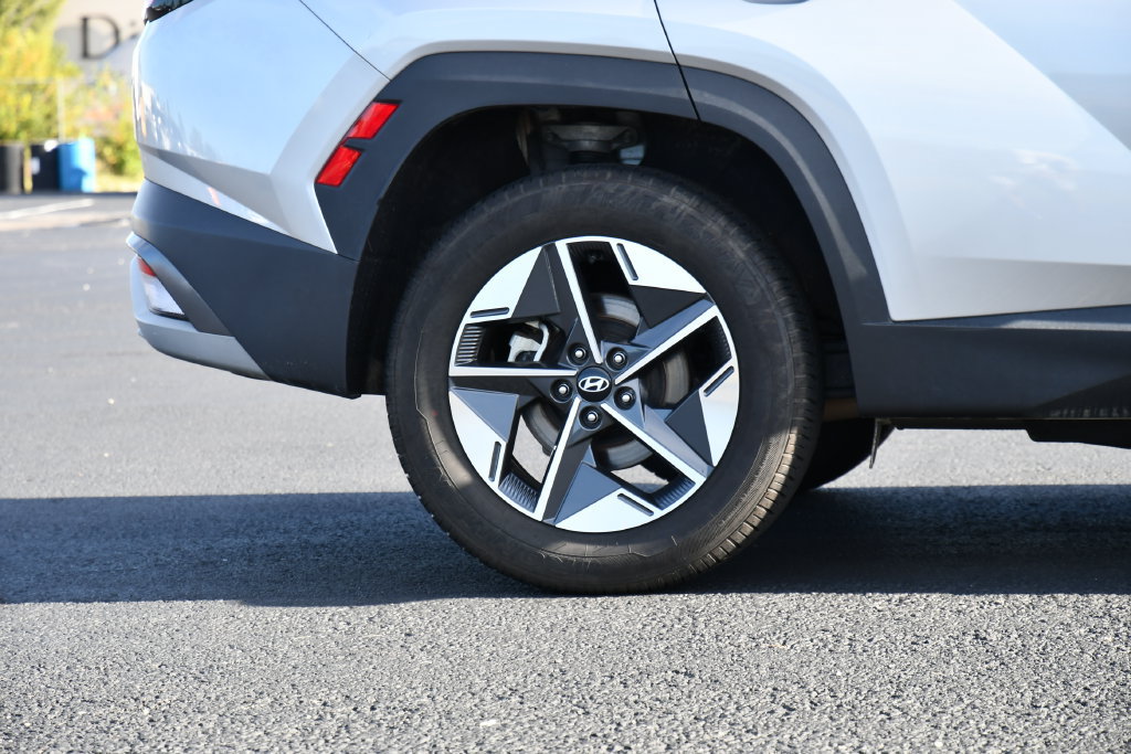 Used 2025 Hyundai Tucson SEL AWD/4WD image 9