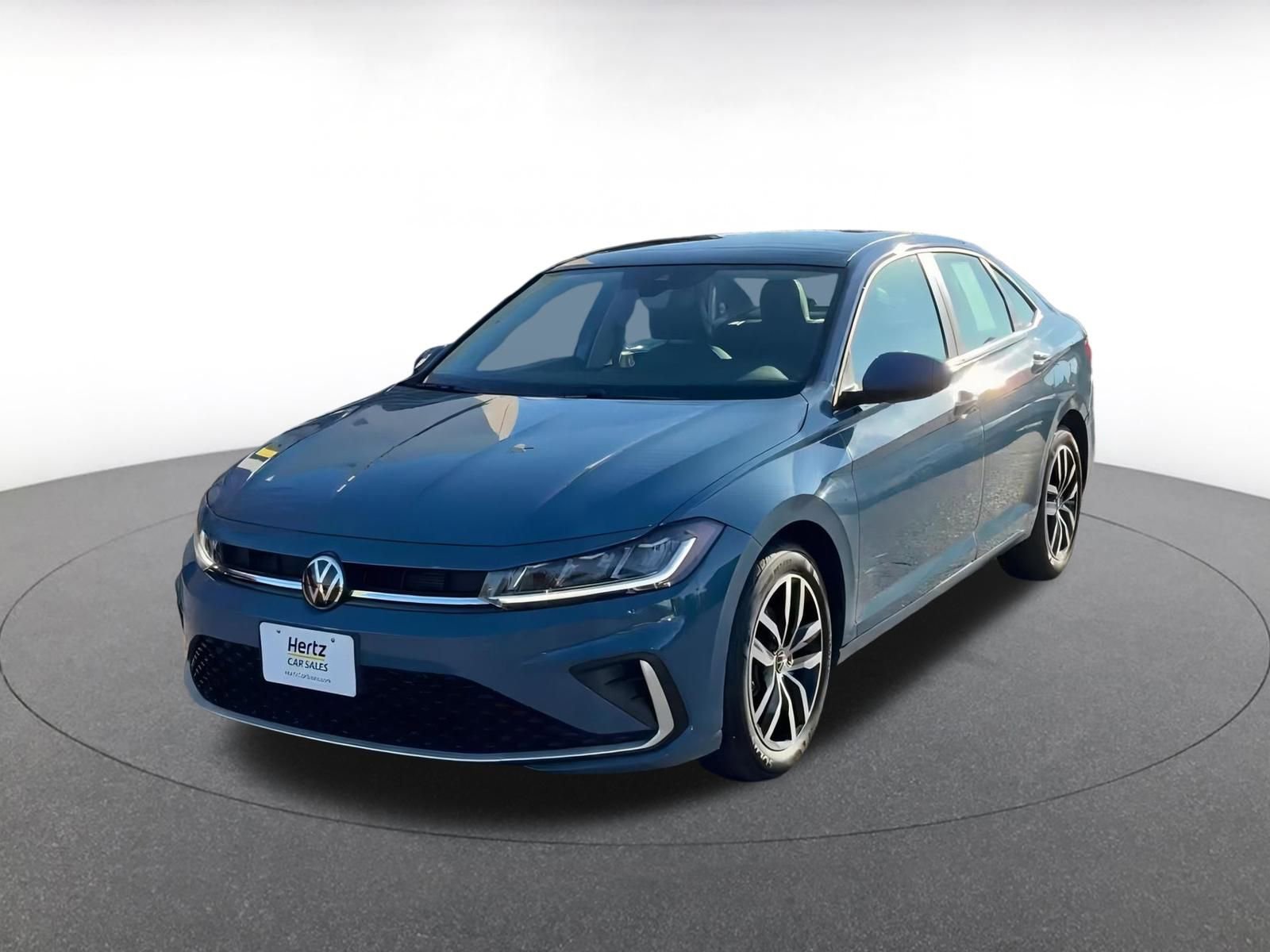 Used 2025 Volkswagen Jetta SE image 7
