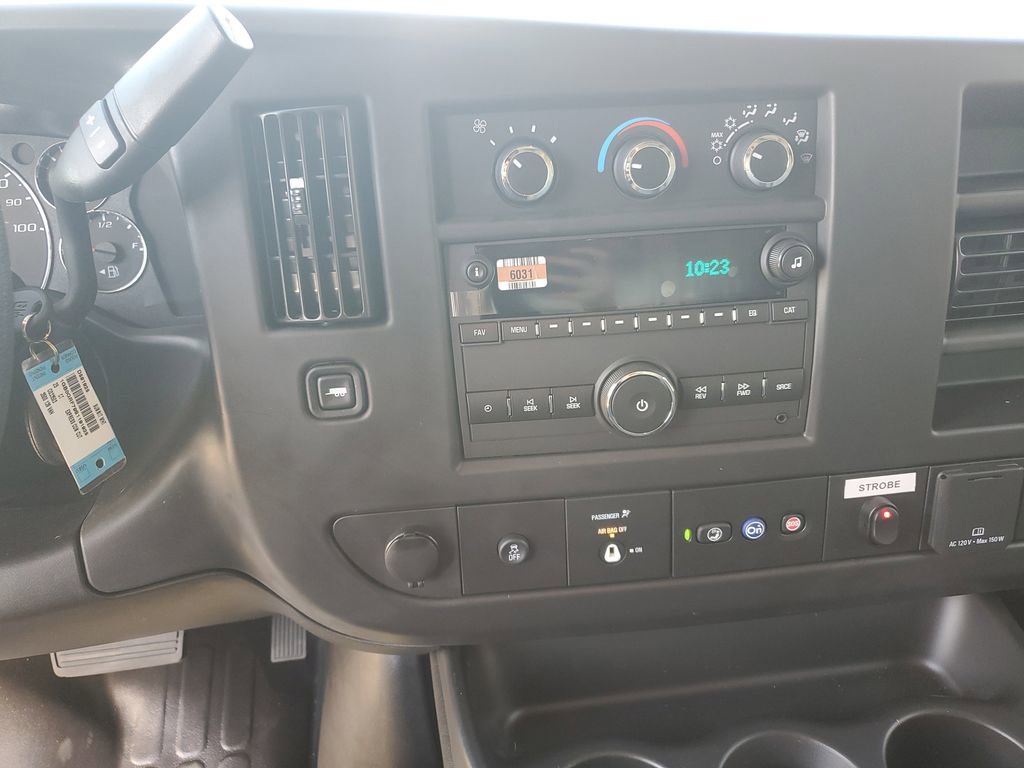New 2025 Chevrolet Express 3500 w/ Power Convenience Package image 20