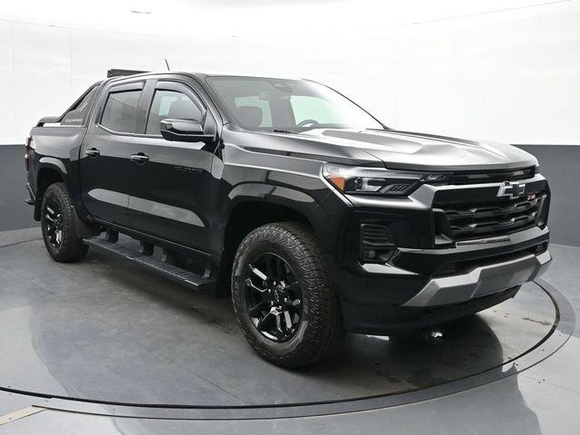 Used 2025 Chevrolet Colorado Z71 w/ Midnight Edition AWD/4WD image 6