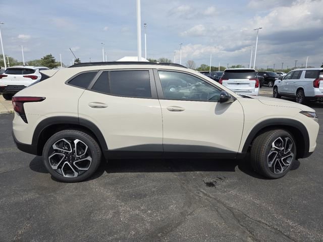 New 2026 Chevrolet Trax RS w/ Driver Confidence Package FWD image 26
