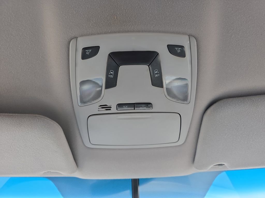 Used 2012 Toyota Sienna LE FWD image 28