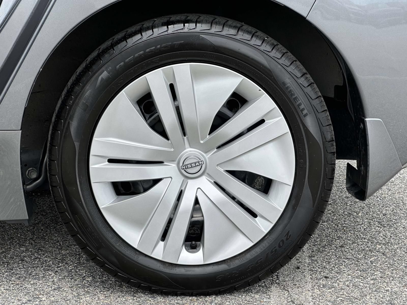 Used 2023 Nissan Leaf S FWD image 16