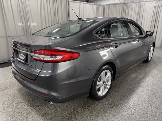 Used 2018 Ford Fusion S image 4