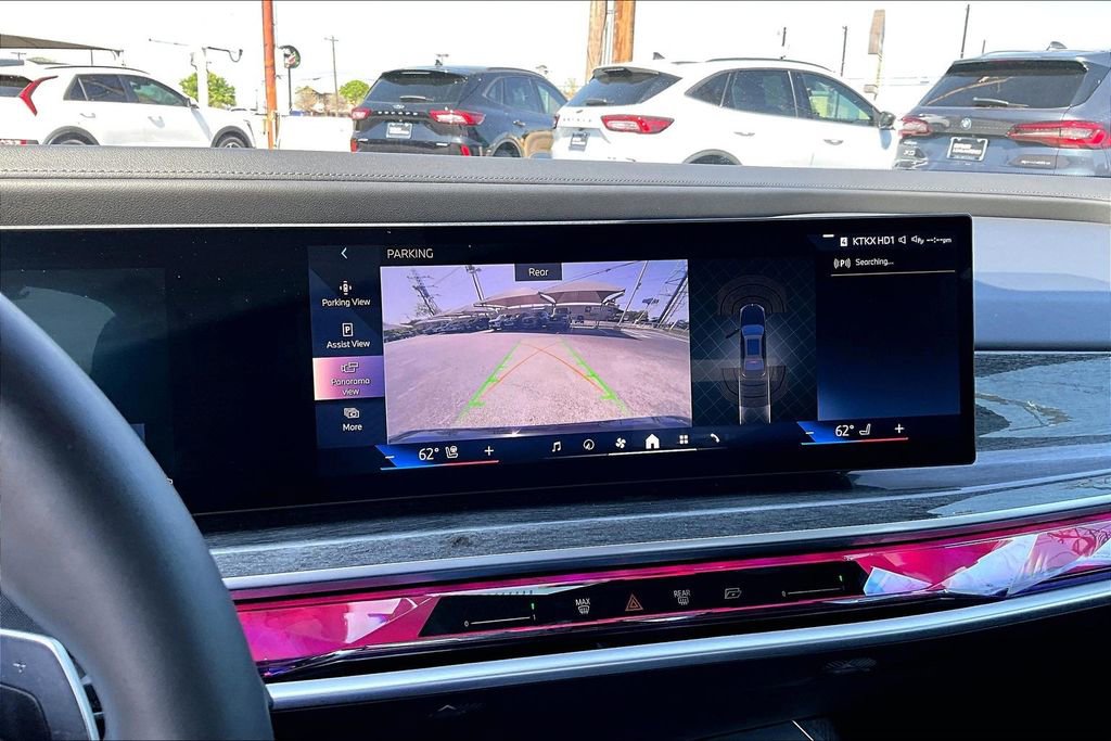 Used 2024 BMW 740i image 30