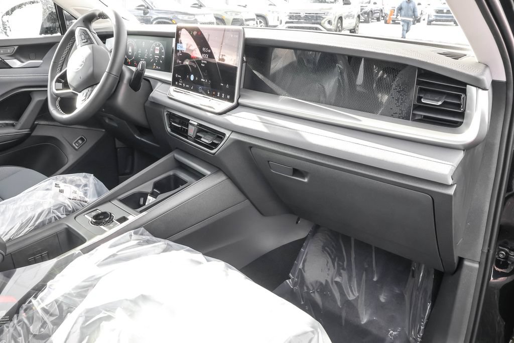 New 2026 Volkswagen Tiguan SE AWD/4WD image 43