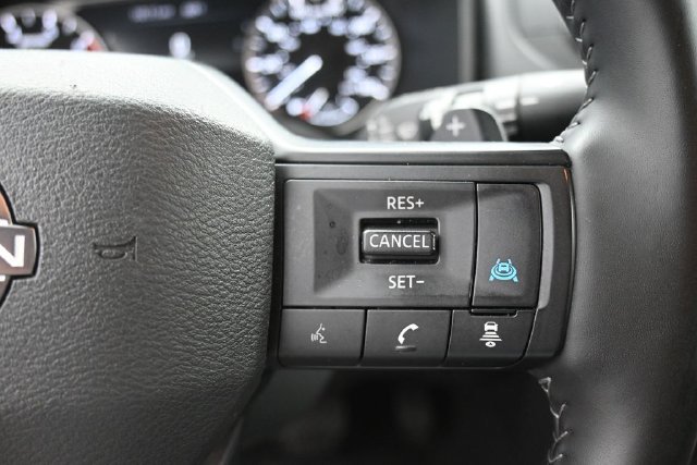 Used 2025 Nissan Rogue SV AWD/4WD image 19
