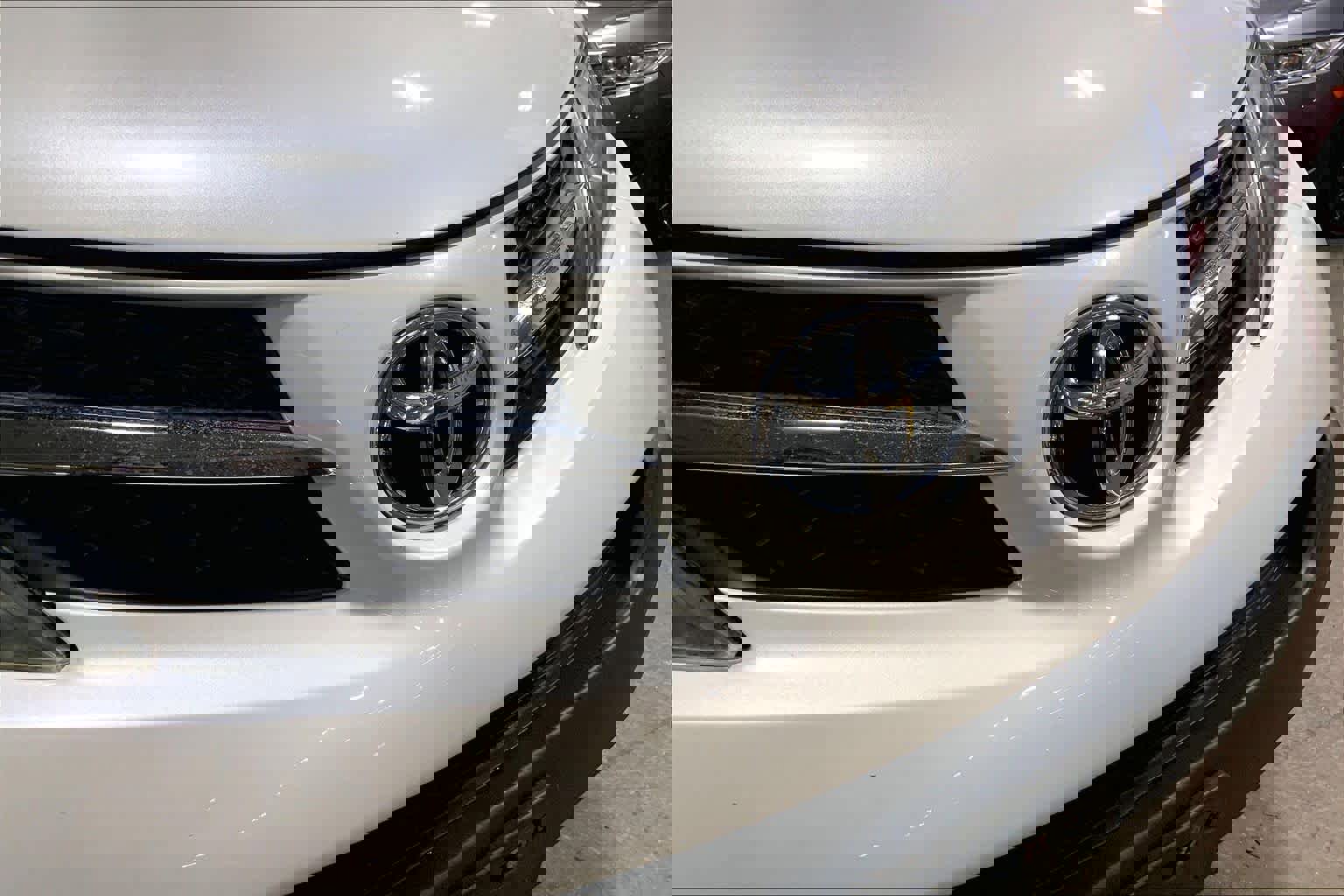 Used 2015 Toyota RAV4 Limited w/ Technology Package image 30