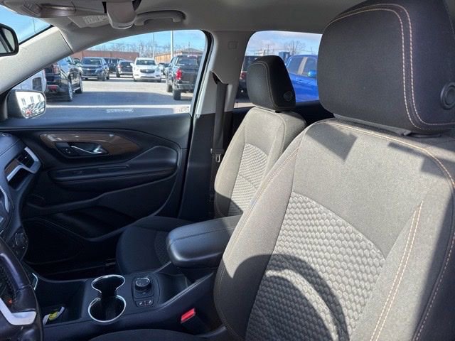 Used 2019 GMC Terrain SLE image 16