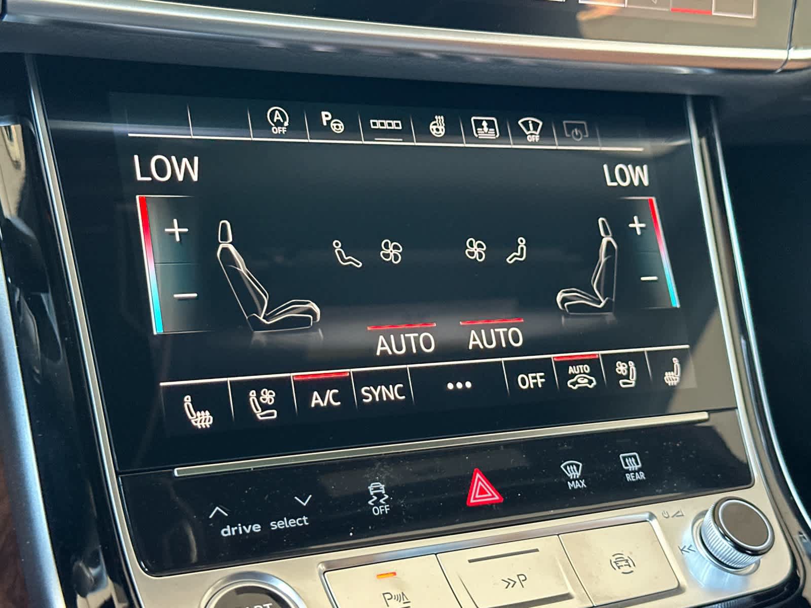 New 2026 Audi A8 L 3.0T AWD/4WD image 13