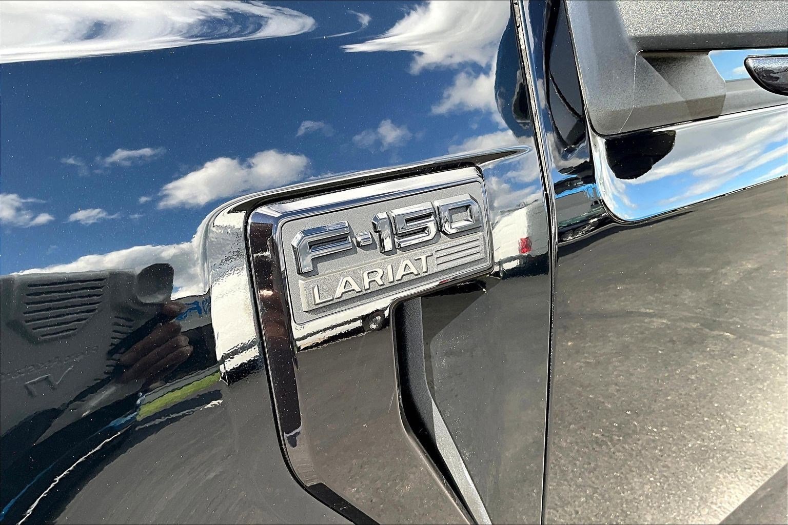 Used 2024 Ford F150 Lariat w/ Equipment Group 502A High AWD/4WD image 24