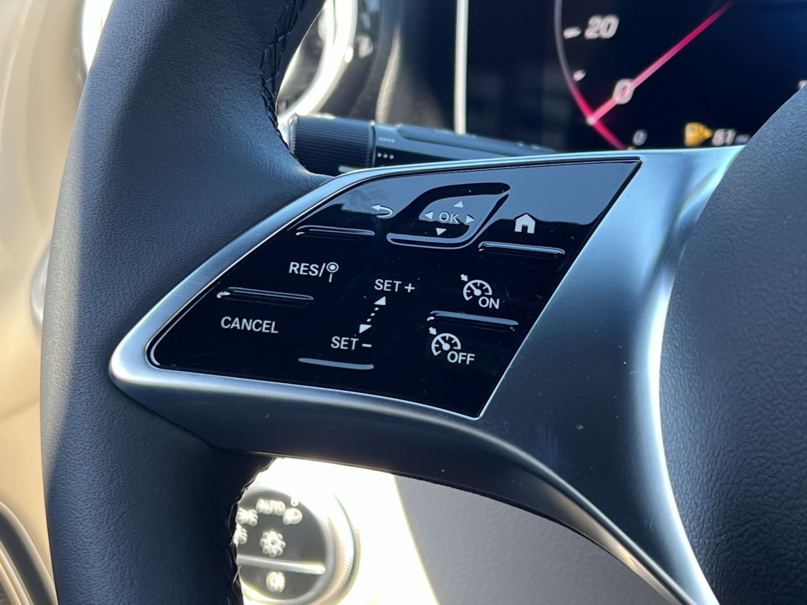 New 2026 Mercedes-Benz CLE 300 4MATIC Coupe image 29