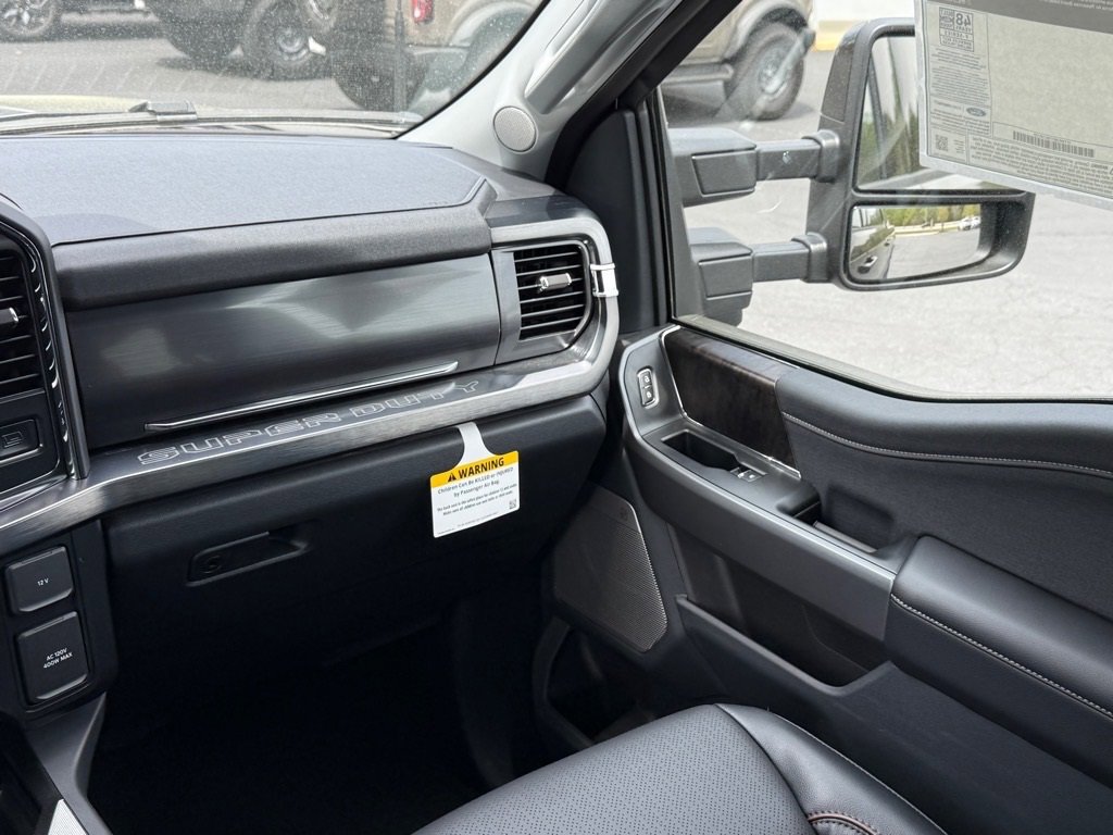 New 2025 Ford F350 Lariat w/ Lariat Ultimate Package image 12