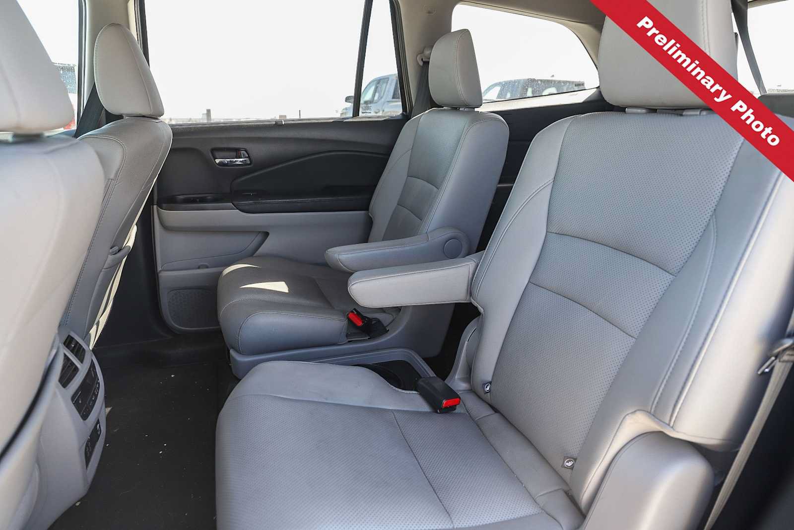 Used 2020 Honda Pilot Elite image 13