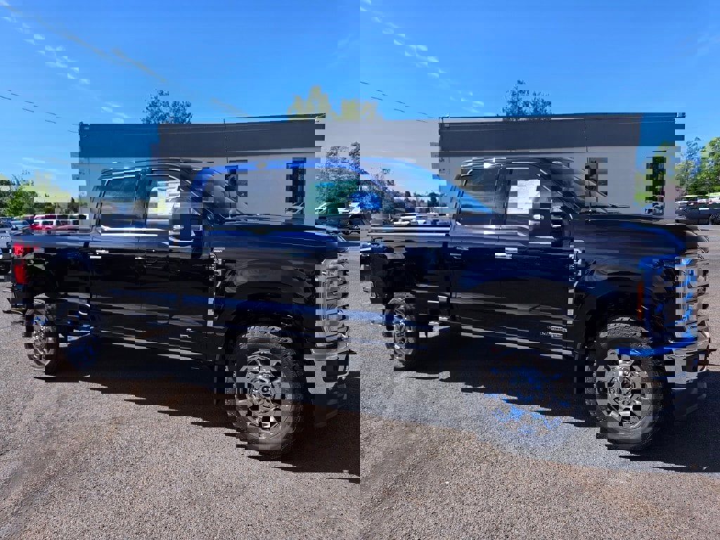 New 2025 Ford F350 Lariat w/ Lariat Ultimate Package image 2